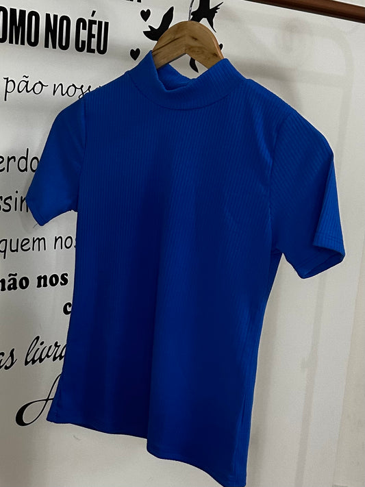 Camiseta em canelado com manga