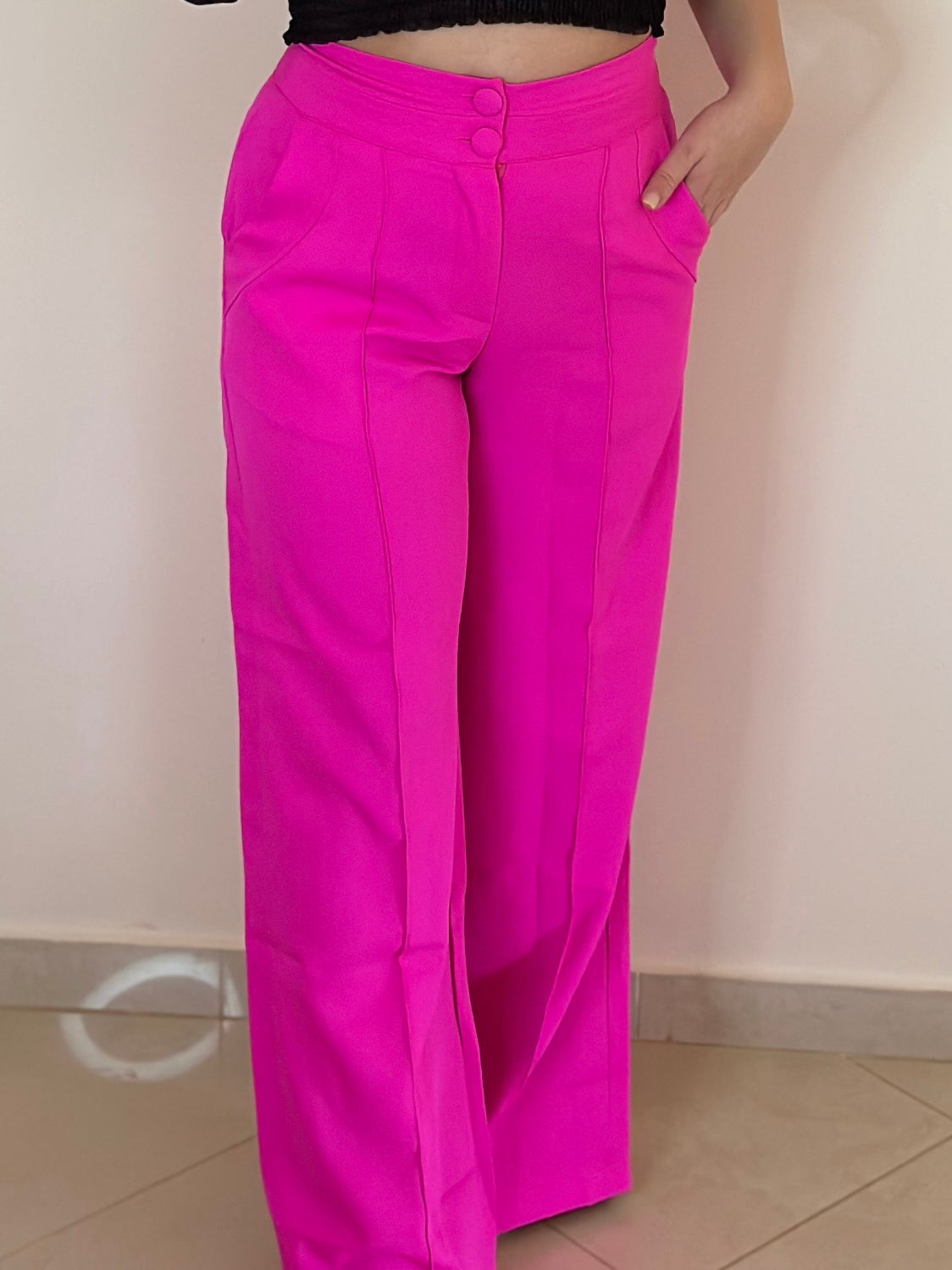 Calça pantalona dois botões